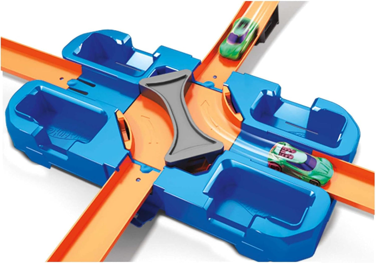 Hot Wheels Track with Ramps Deluxe Stunt Box