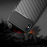 Capa Thunder Capa flexível resistente resistente em TPU para iPhone XS Max preto