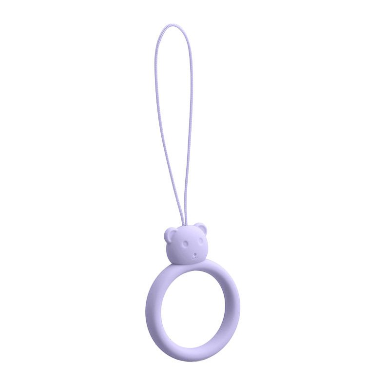 Um cordão de silicone para um anel de urso em um dedo roxo claro